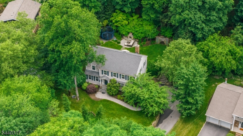 34 Wilcox Dr