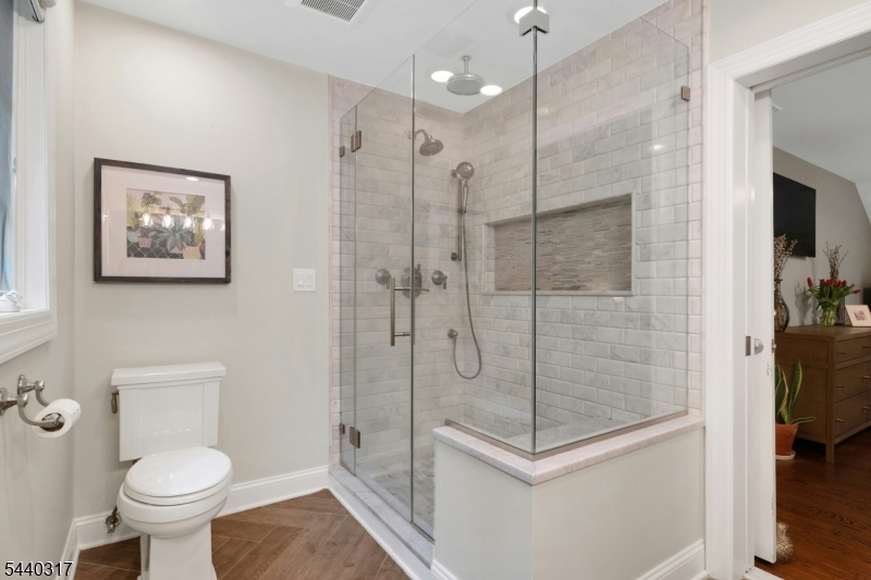 34 Wilcox Dr