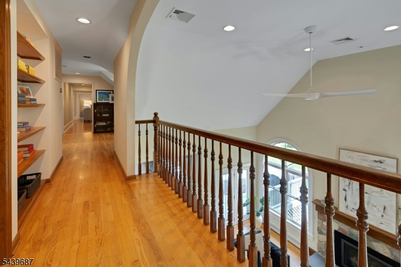 66 Ball Rd