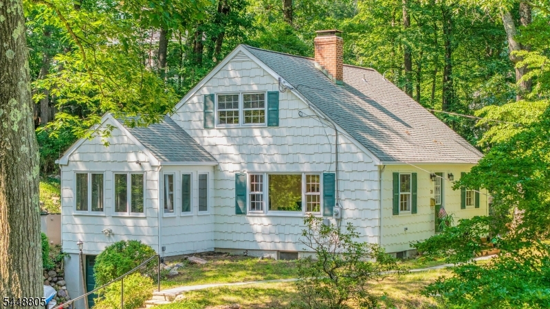 39 Lookout Rd