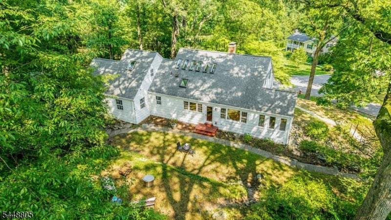 39 Lookout Rd