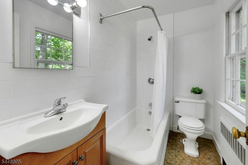 39 Lookout Rd