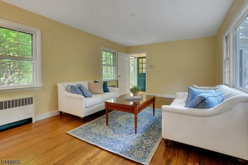 39 Lookout Rd