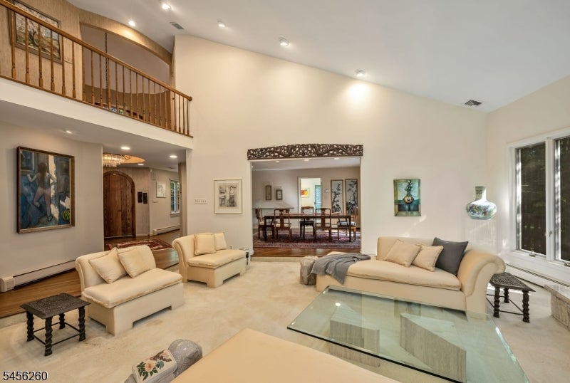 100 Cheyenne Way