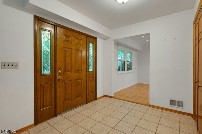 15 Camelot Way