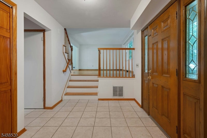 15 Camelot Way