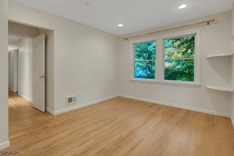 15 Camelot Way