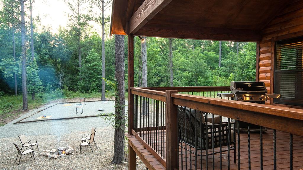 38 Rough Cut Court