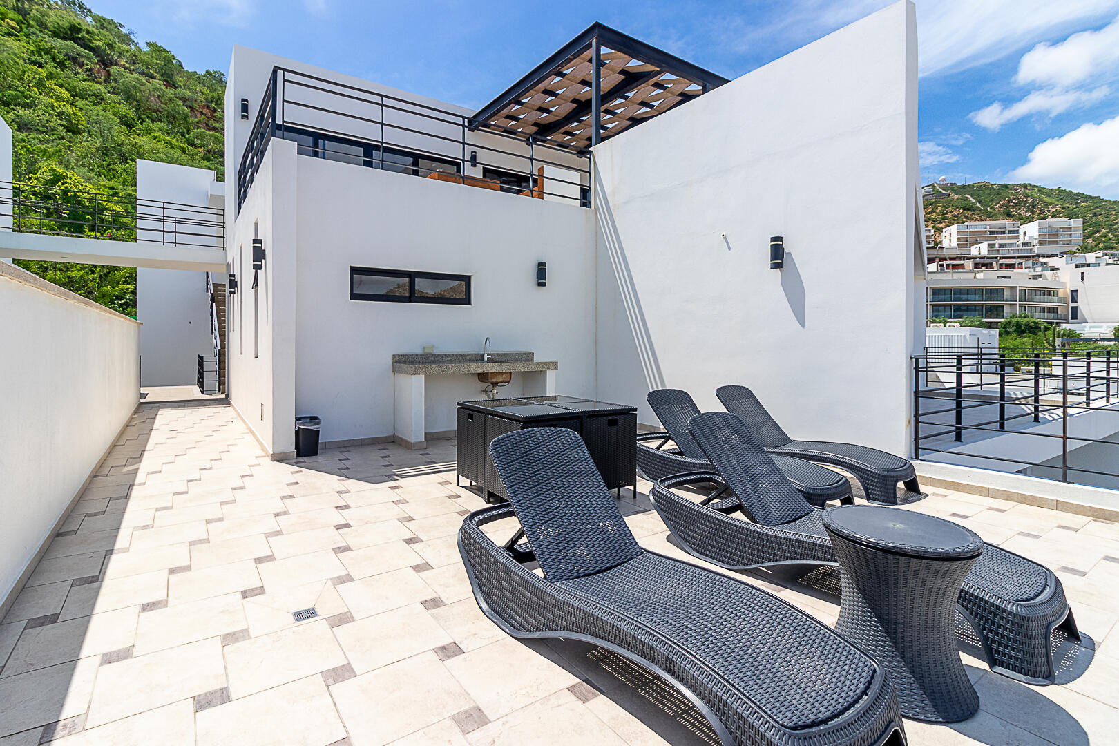 Pedregal Towers A03, Camino del Colegio