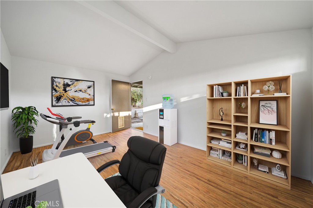 1476 N Indian Hill Boulevard