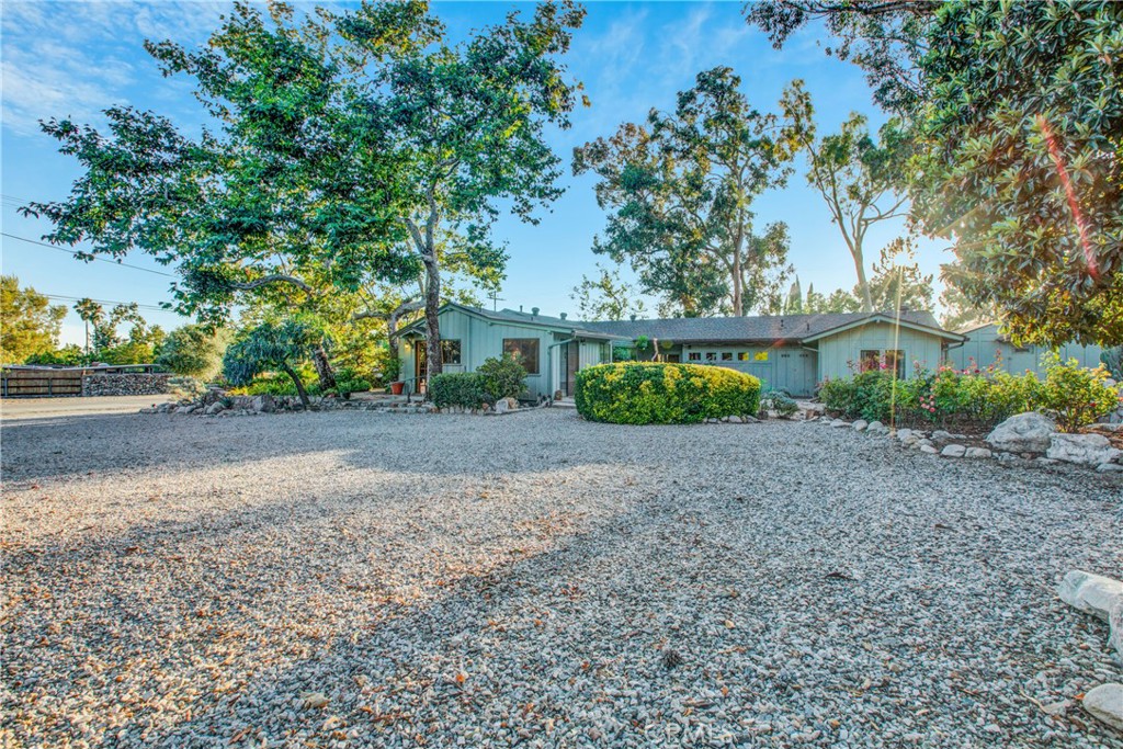 705 E Miramar Avenue