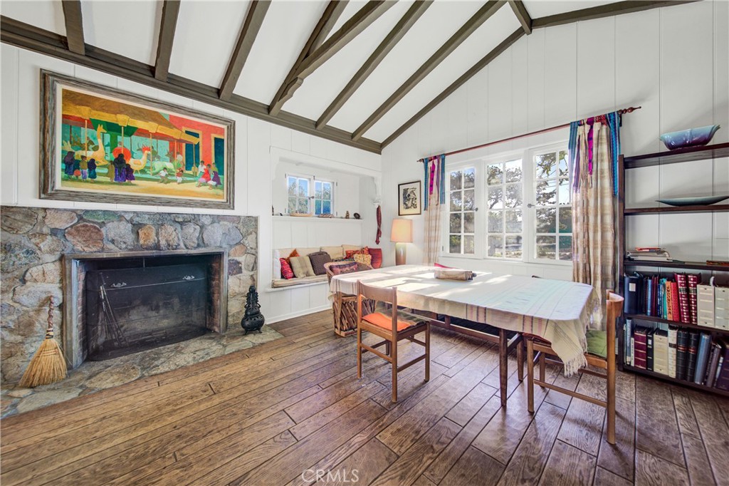 705 E Miramar Avenue