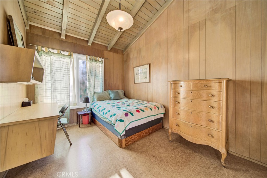 705 E Miramar Avenue