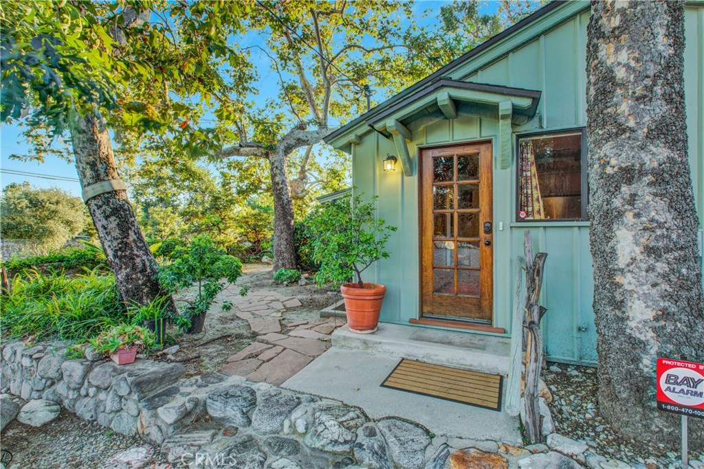 705 E Miramar Avenue