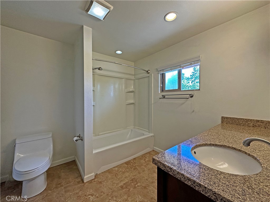 1365 Lafayette Road D