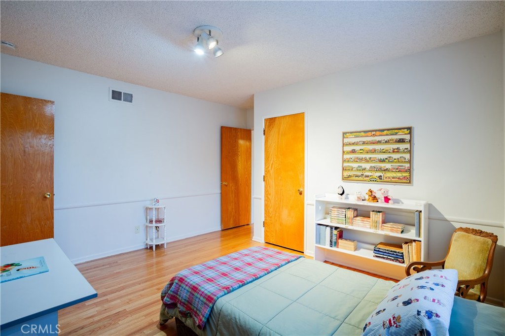 1455 N Mountain Avenue