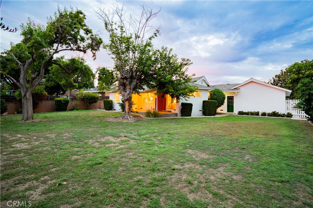 1455 N Mountain Avenue