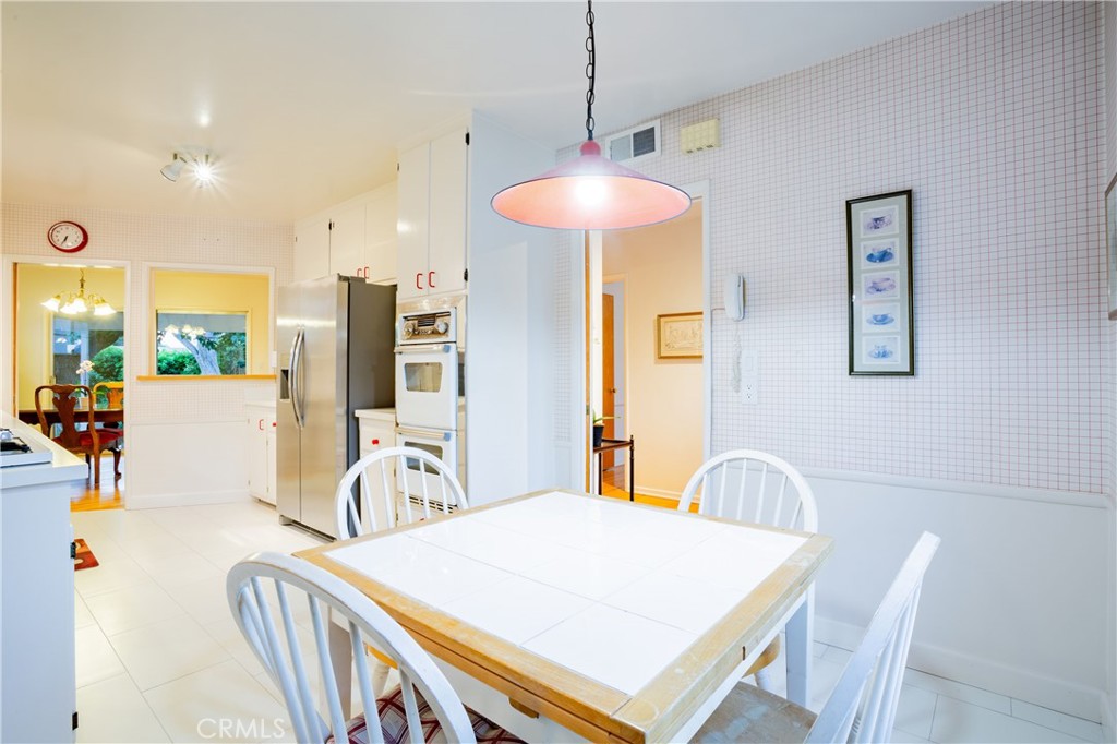 1455 N Mountain Avenue