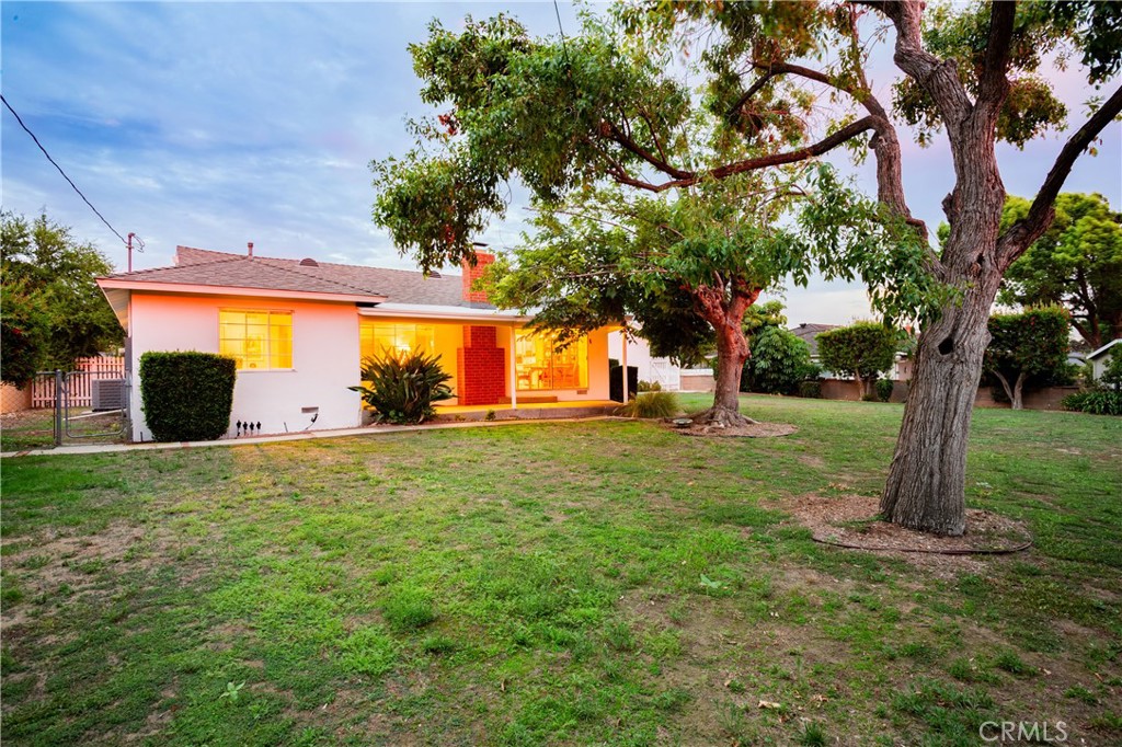 1455 N Mountain Avenue