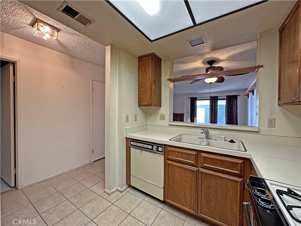 8755 Pine Crest Place