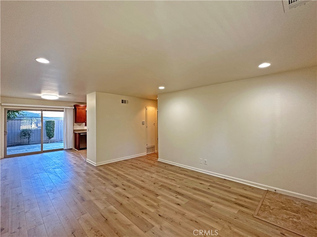 1365 Lafayette Road B