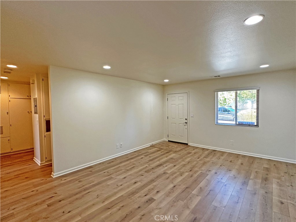 1365 Lafayette Road B