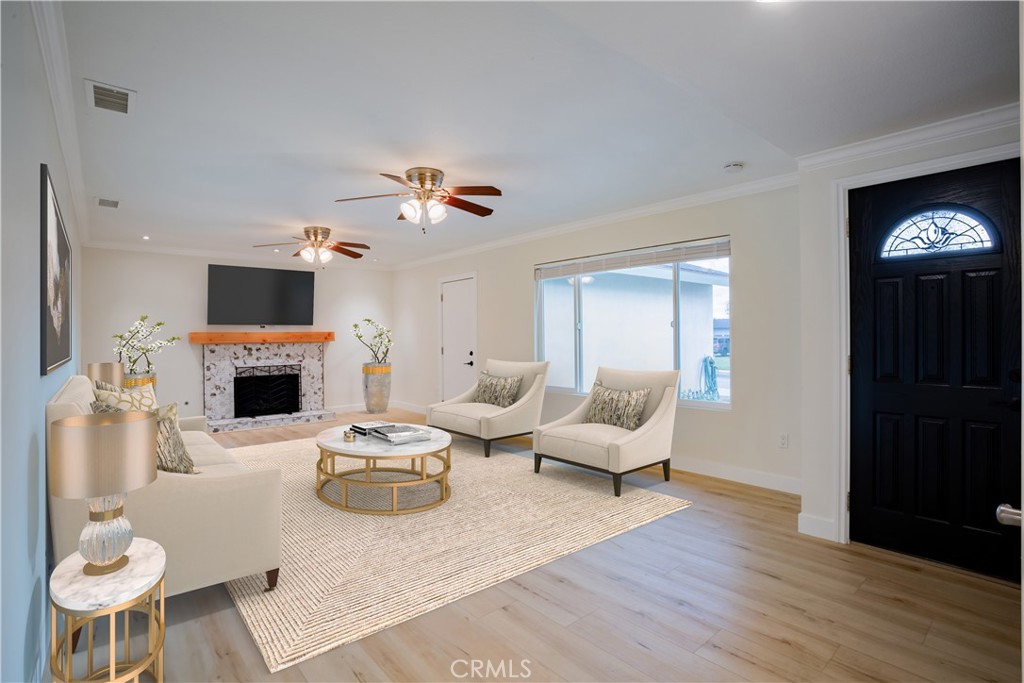 1321 E Cypress Avenue