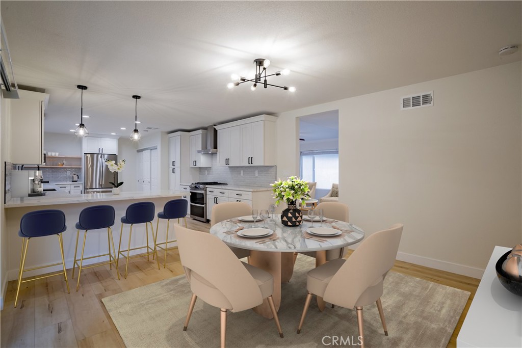 1321 E Cypress Avenue