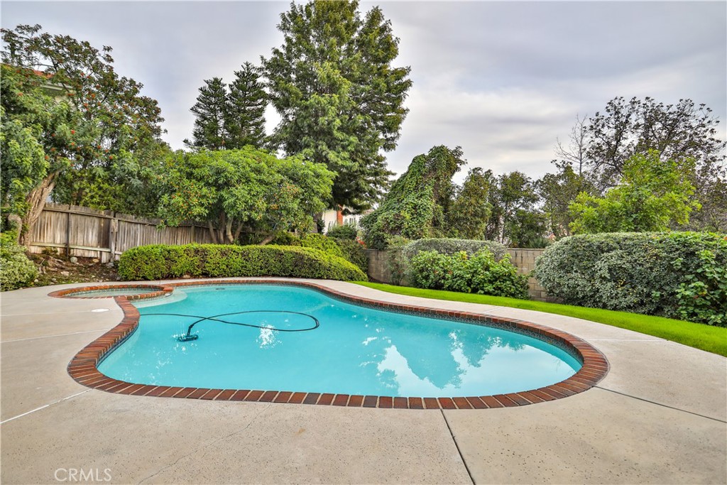 2230 Edinboro Avenue