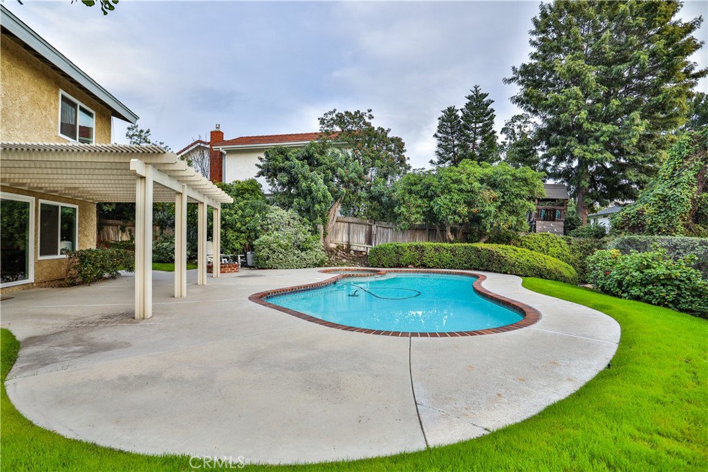 2230 Edinboro Avenue