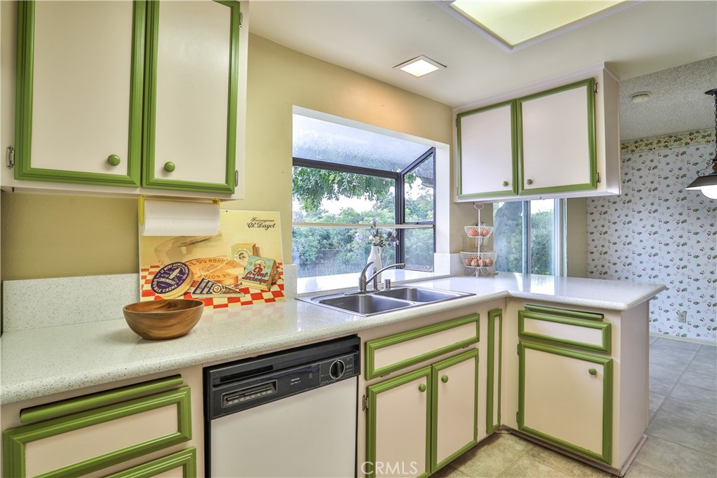 2230 Edinboro Avenue