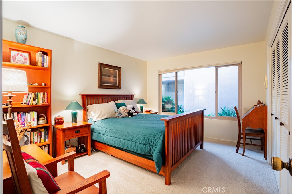 2740 N Mountain Avenue