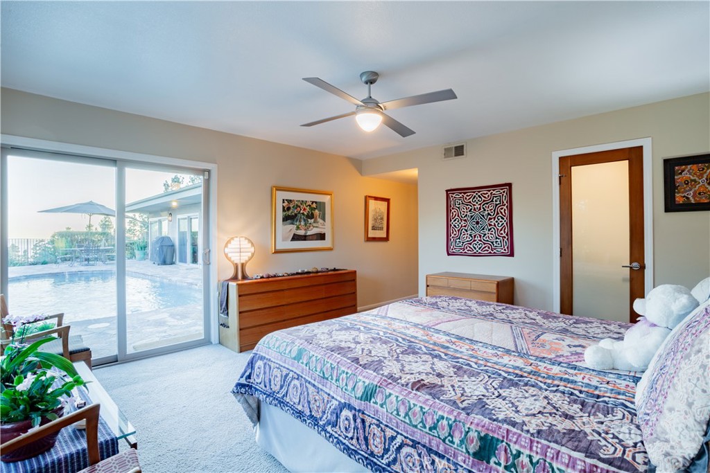 2740 N Mountain Avenue