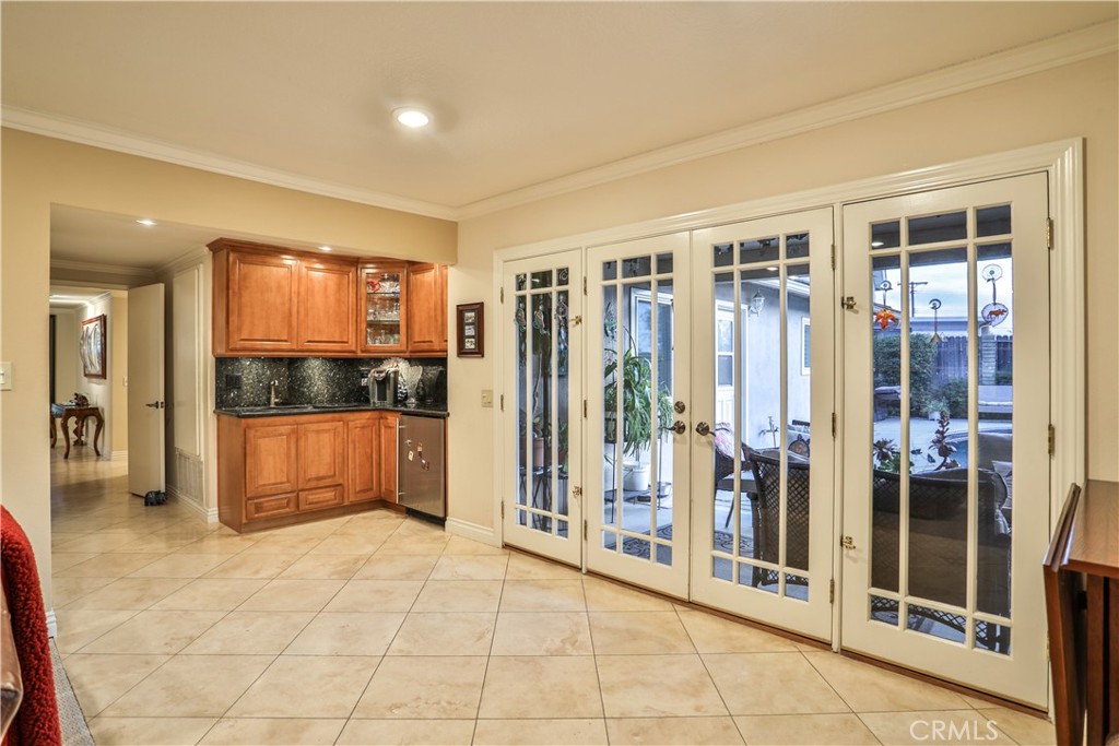 2397 N San Benito Court