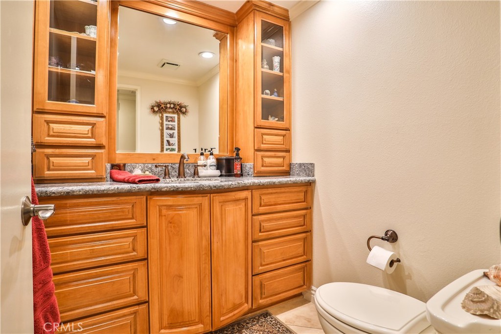 2397 N San Benito Court