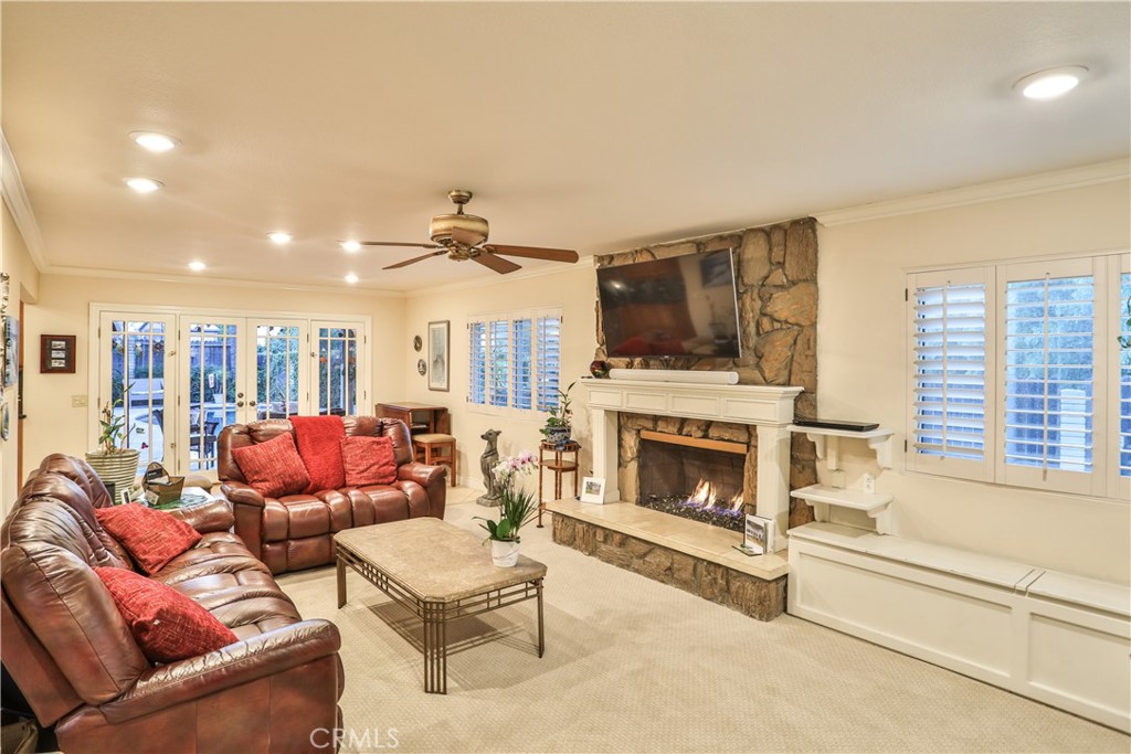 2397 N San Benito Court