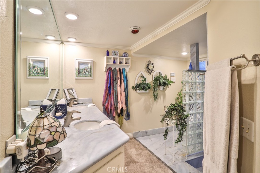 2397 N San Benito Court