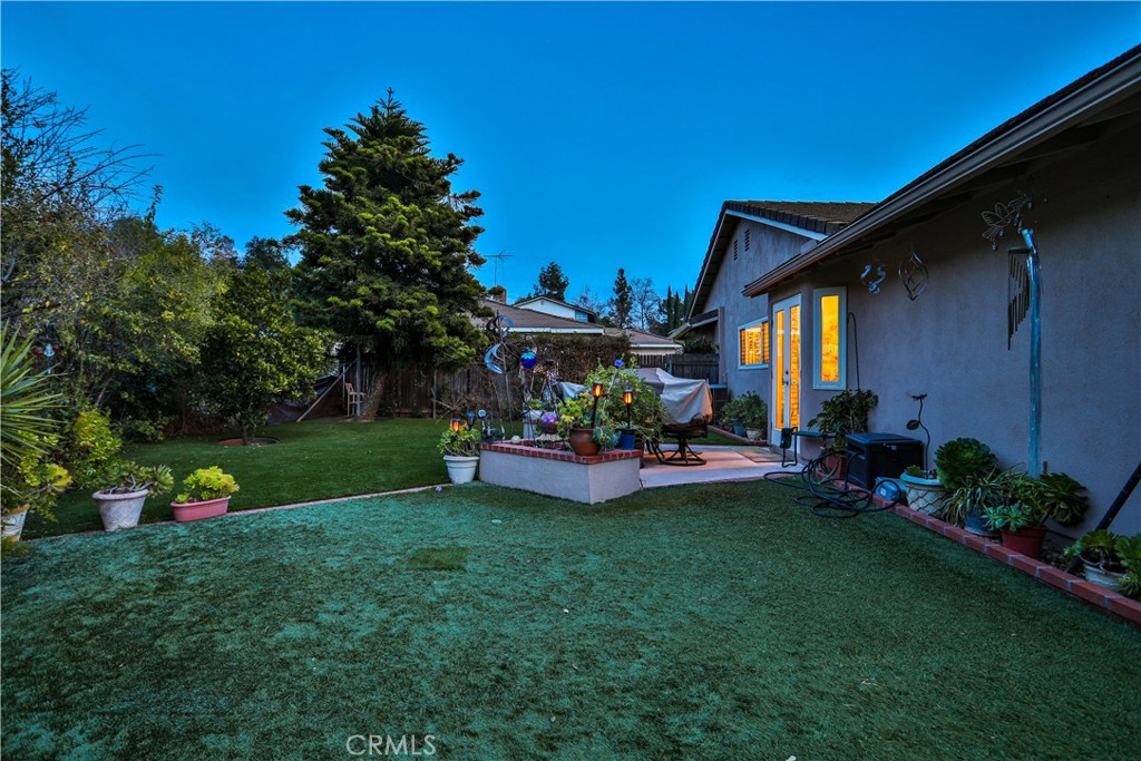 2397 N San Benito Court