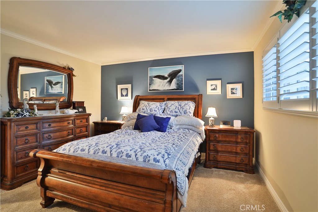 2397 N San Benito Court