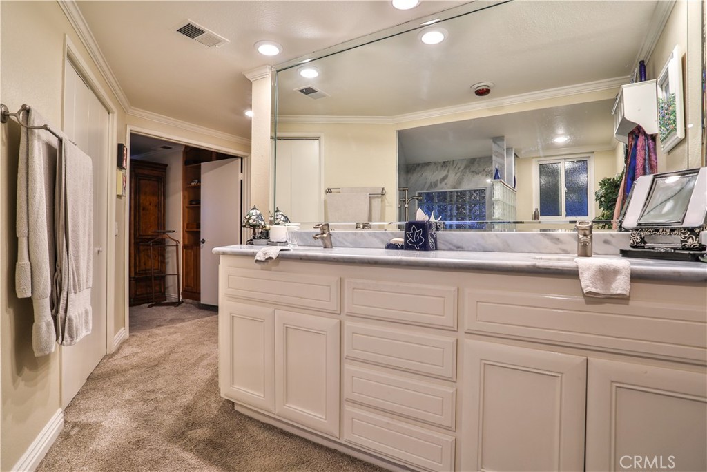 2397 N San Benito Court