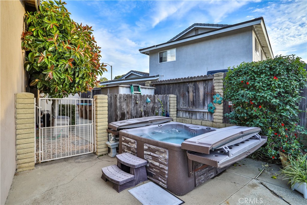 2397 N San Benito Court