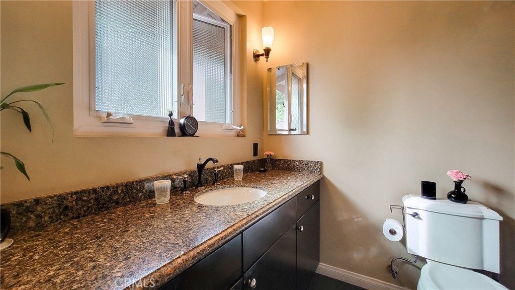 1648 N Mountain Avenue