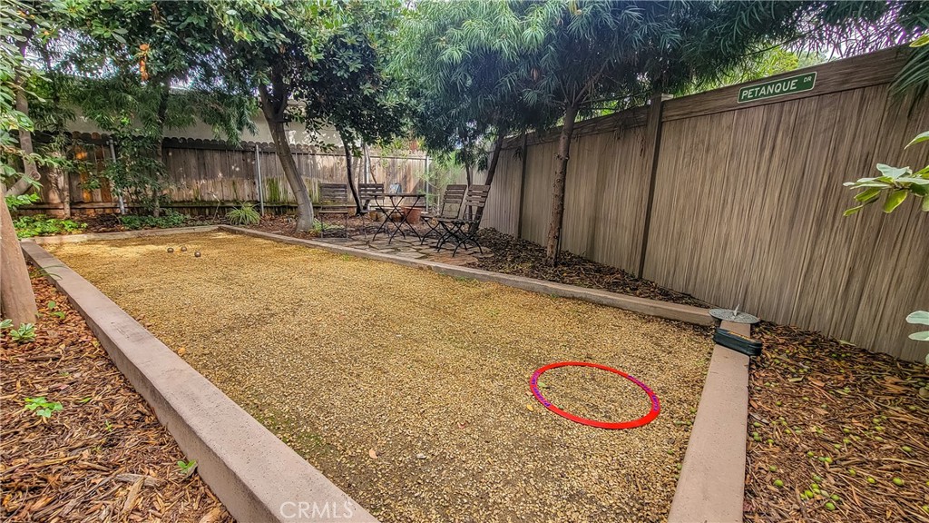 1648 N Mountain Avenue