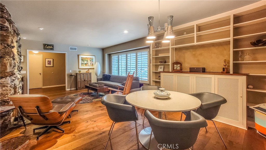 1648 N Mountain Avenue