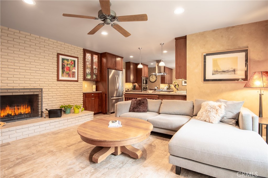 1648 N Mountain Avenue