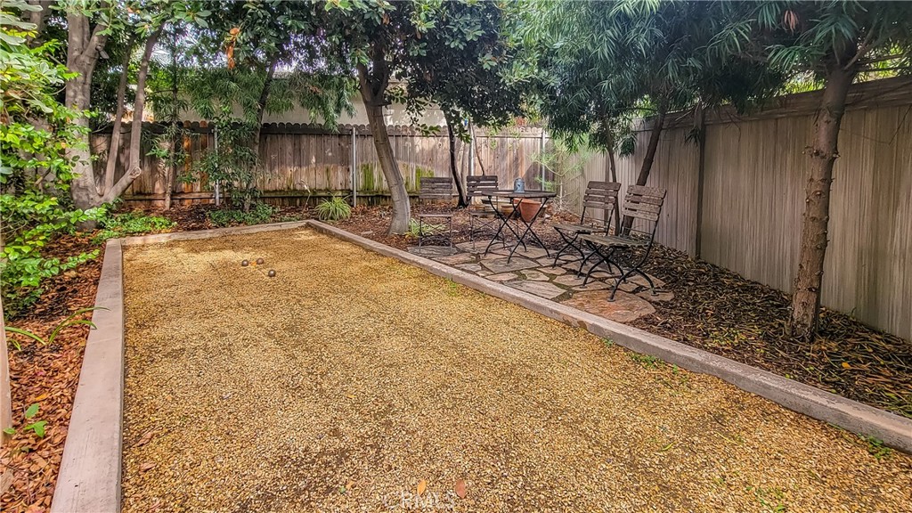 1648 N Mountain Avenue