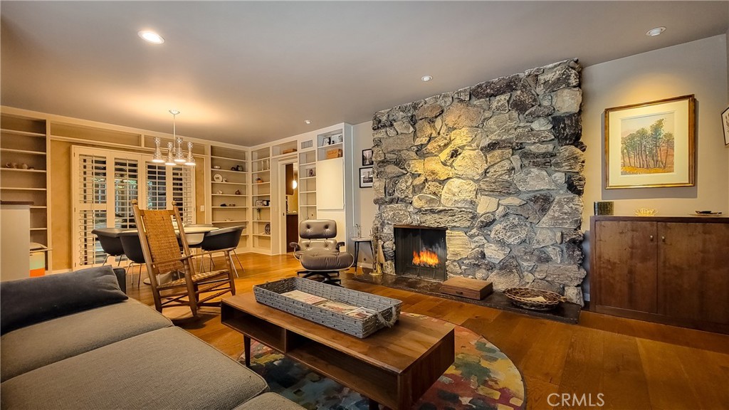 1648 N Mountain Avenue