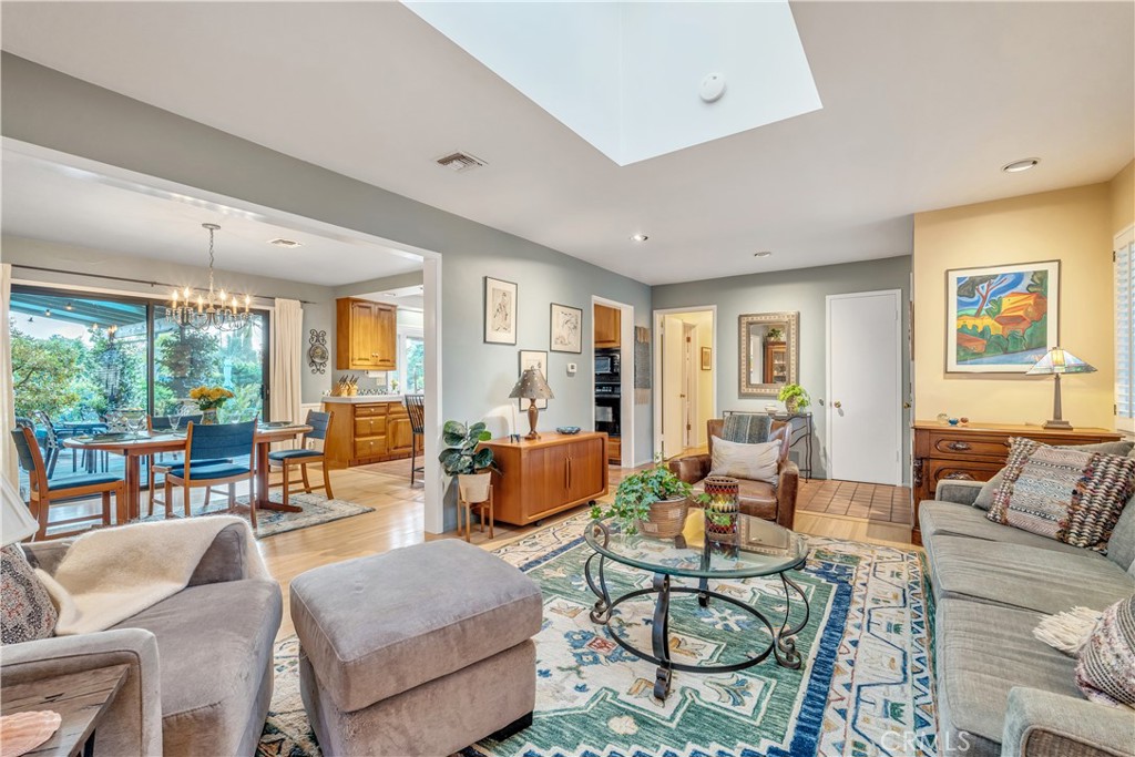 1959 Bridgeport Avenue