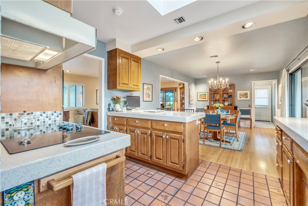 1959 Bridgeport Avenue