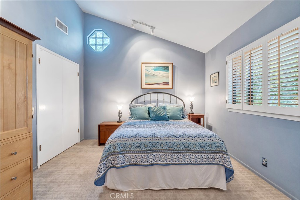 1959 Bridgeport Avenue